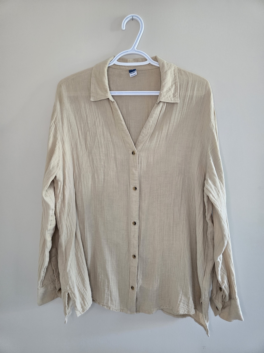 Old Navy Light Beige Button-Down Relaxed Shirt, 100% Cotton, Medium + Like New